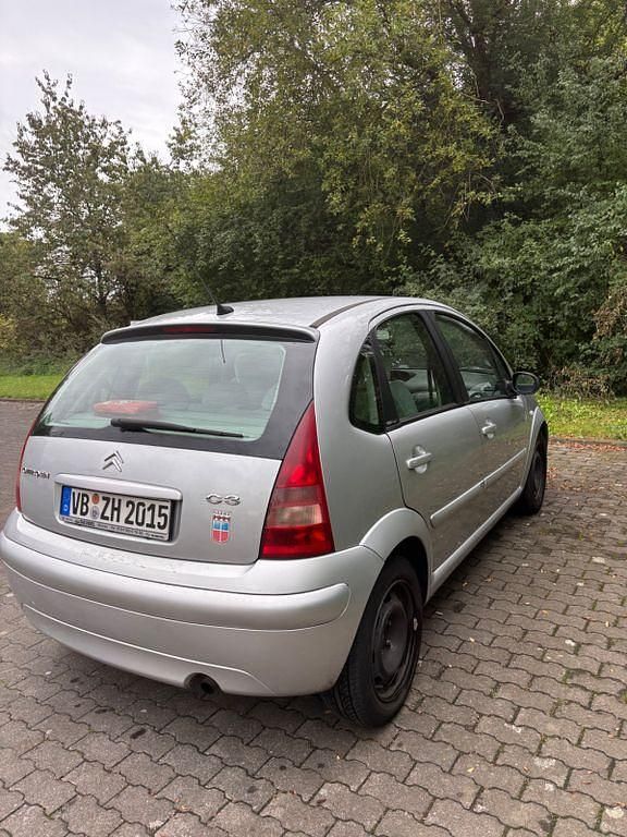 Gebraucht Citroën C3 Exclusive 68 PS (50 kW) 2004 Silber Kleinwagen