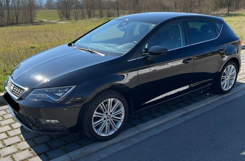 Schwarz Gebraucht 2018 Seat Leon XCELLENCE Limousine | 15.300 € (Fairer Preis) - Bild 1/4