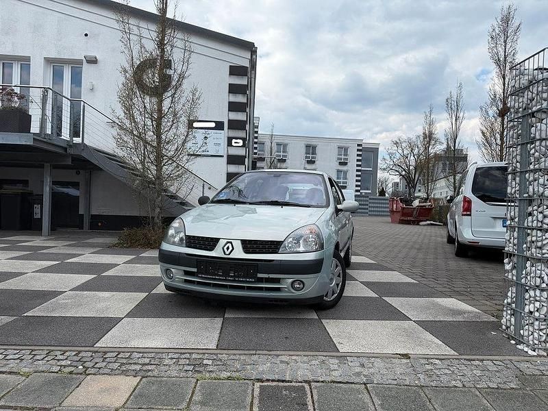 Gebraucht Renault Clio II Dynamique 98 PS (72 kW) 2005 Grau Limousine