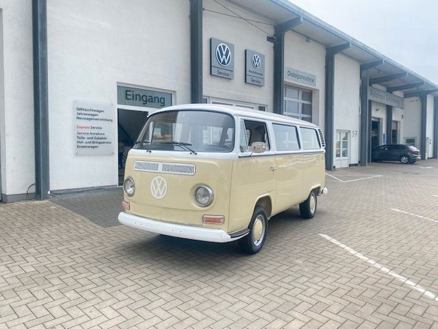Beige Gebraucht 1972 VW T2 Van | 35.990 € - Bild 1/4