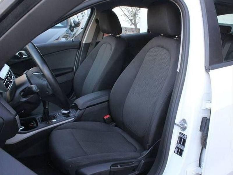 Gebraucht BMW 116 Advantage 116 PS (85 kW) 2020 Alpinweiß 2 Kleinwagen