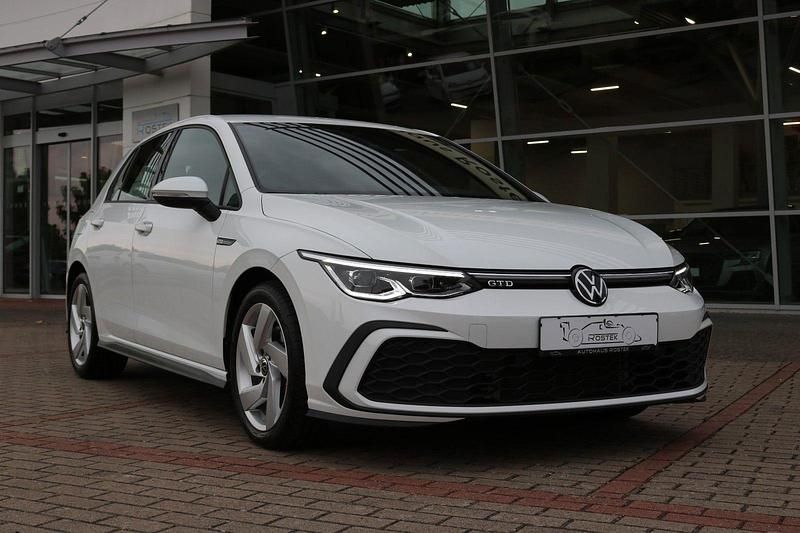 Weiß Gebraucht 2023 VW Golf VIII GTD Kombi | 32.890 € (Fairer Preis) - Bild 1/4