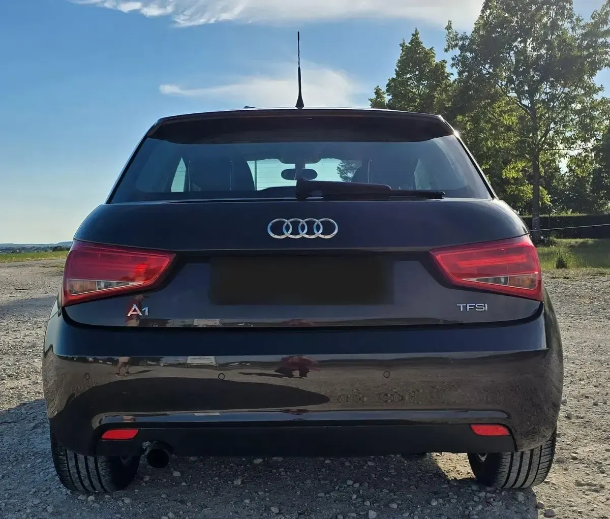 Gebraucht Audi A1 Attraction 86 PS (63 kW) 2011 Braun Kleinwagen