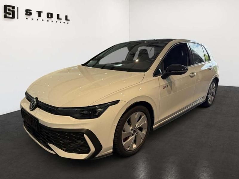 Weiss Gebraucht 2024 VW Golf VIII GTI Limousine | 39.490 € (Fairer Preis) - Bild 1/4
