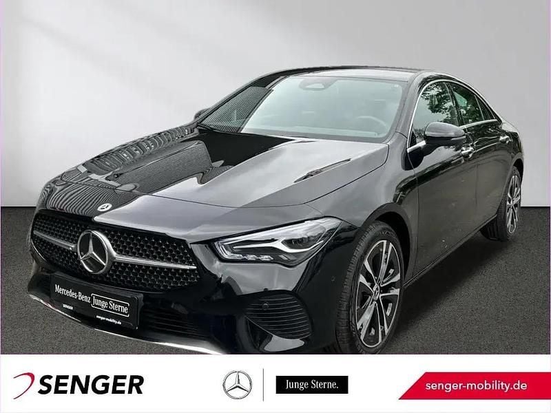 Schwarz Gebraucht 2024 Mercedes CLA200 Advanced | 33.990 € (Fairer Preis) - Bild 1/1