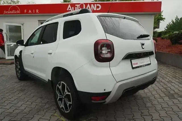 Używany Dacia Duster 125 KM (91 kW) 2018 Biały SUV