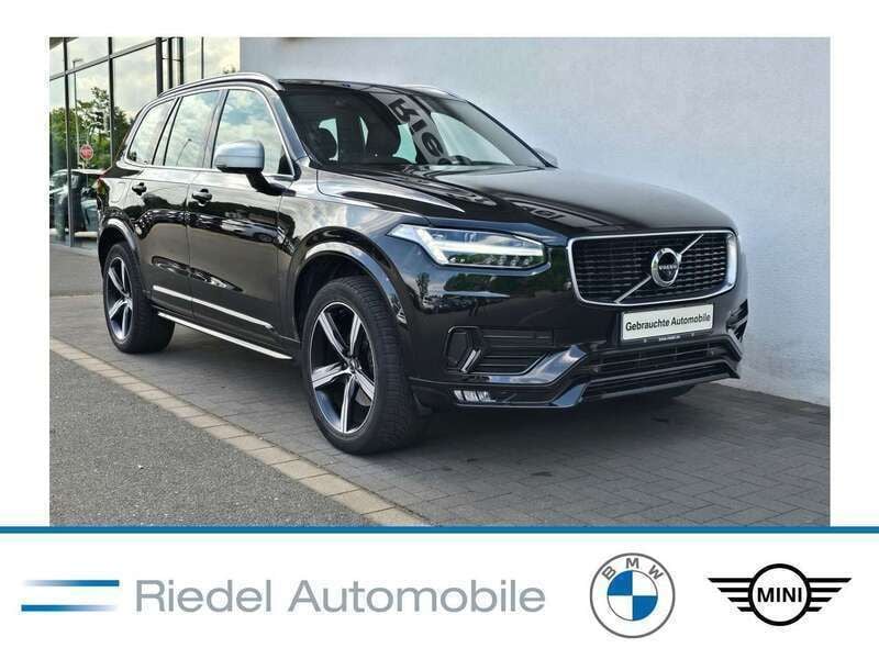 Onyx schwarzmetallic Gebraucht 2019 Volvo XC90 R-Design SUV | 39.790 € (Guter Preis) - Bild 1/4