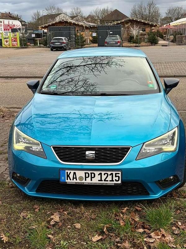 Gebraucht Seat Leon 125 PS (91 kW) 2016 Blau Limousine