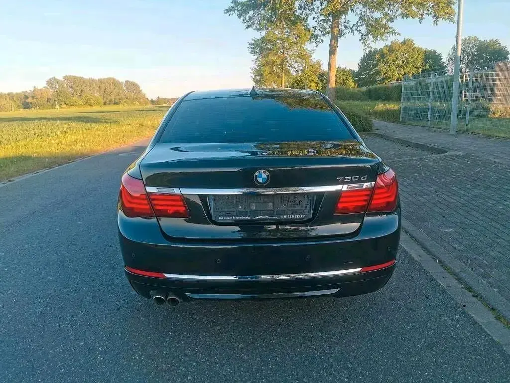 Gebraucht BMW 730 258 PS (189 kW) 2013 Schwarz Limousine