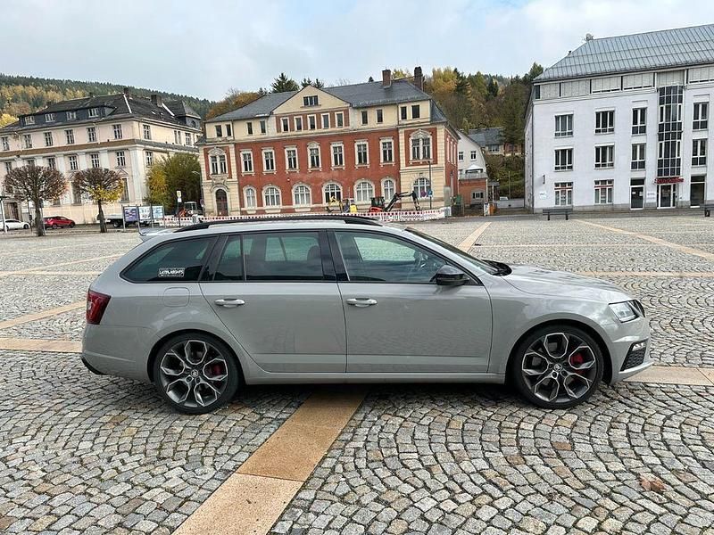Gebraucht Skoda Octavia RS 245 PS (180 kW) 2018 Grau Kombi