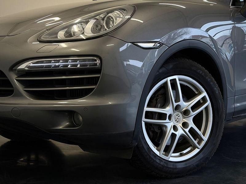 Gebraucht Porsche Cayenne 245 PS (180 kW) 2013 Grau SUV