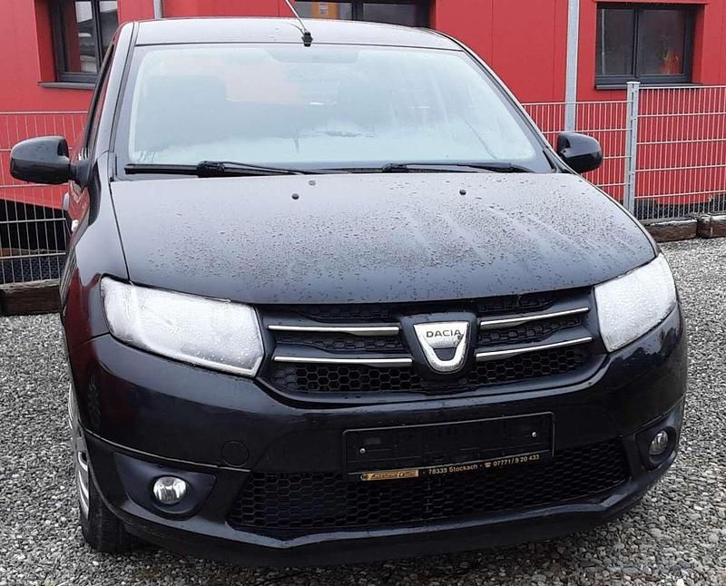 Gebraucht Dacia Sandero 90 PS (66 kW) 2013 Perlmuttschwarz Kleinwagen