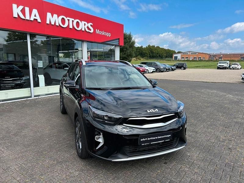 Schwarz Gebraucht 2024 Kia Stonic Spirit SUV | 21.470 € (Fairer Preis) - Bild 1/4