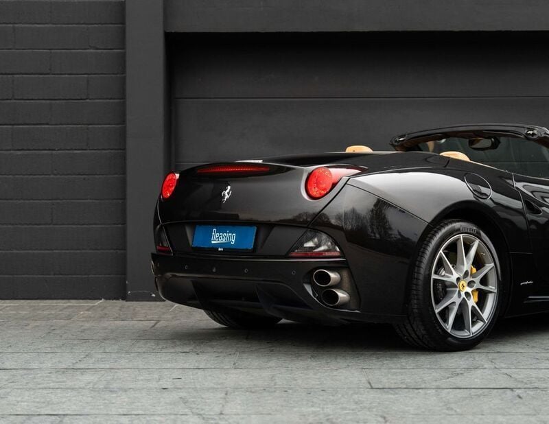 Gebraucht Ferrari California 489 PS (359 kW) 2014 Schwarz Cabrio