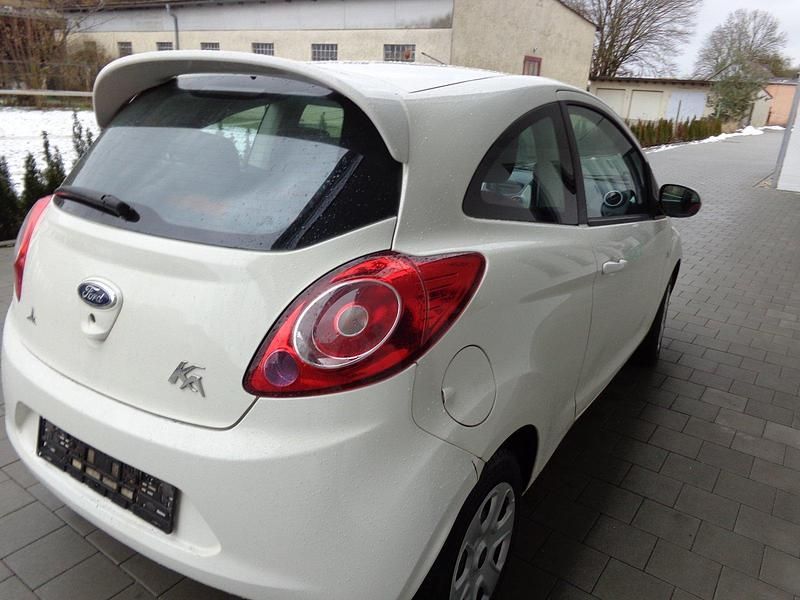 Gebraucht Ford Ka 70 PS (51 kW) 2009 Weiß Kleinwagen