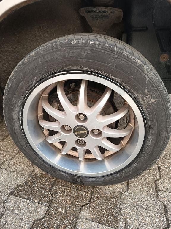 Gebraucht Mazda 323F 90 PS (66 kW) 1991 Beige Limousine