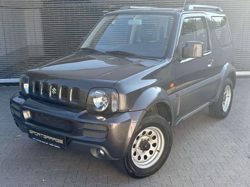 Grau Gebraucht 2011 Suzuki Jimny Style SUV | 9.100 € (Guter Preis) - Bild 1/4