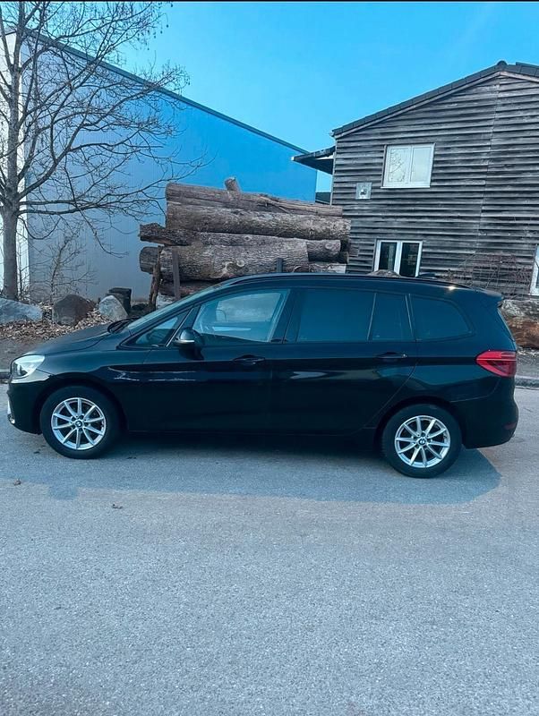 Gebraucht BMW 216 116 PS (85 kW) 2015 Schwarz Van / Kleinbus