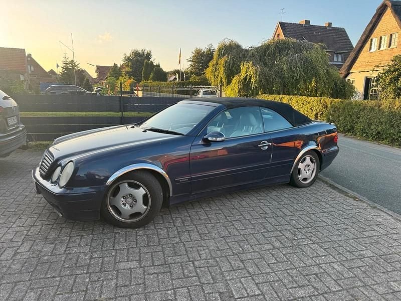 Blau Gebraucht 2000 Mercedes CLK200 Cabrio | 1.500 € (Guter Preis) - Bild 1/4