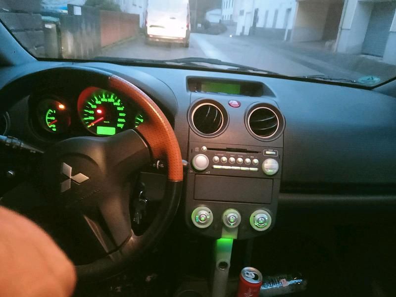 Gebraucht Mitsubishi Colt 109 PS (80 kW) 2006 Schwarz Cabrio