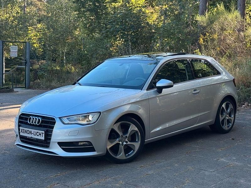 Silber Gebraucht 2013 Audi A3 S-Line Limousine | 12.990 € (Fairer Preis) - Bild 1/4