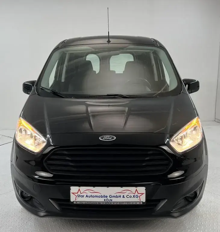Gebraucht Ford Tourneo Courier Trend 75 PS (55 kW) 2017 Schwarz Van / Kleinbus