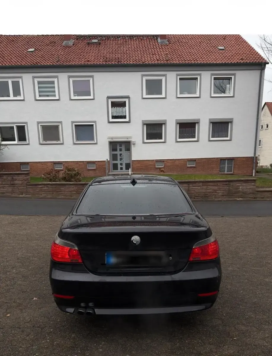Gebraucht BMW 520 2003 Schwarz Limousine