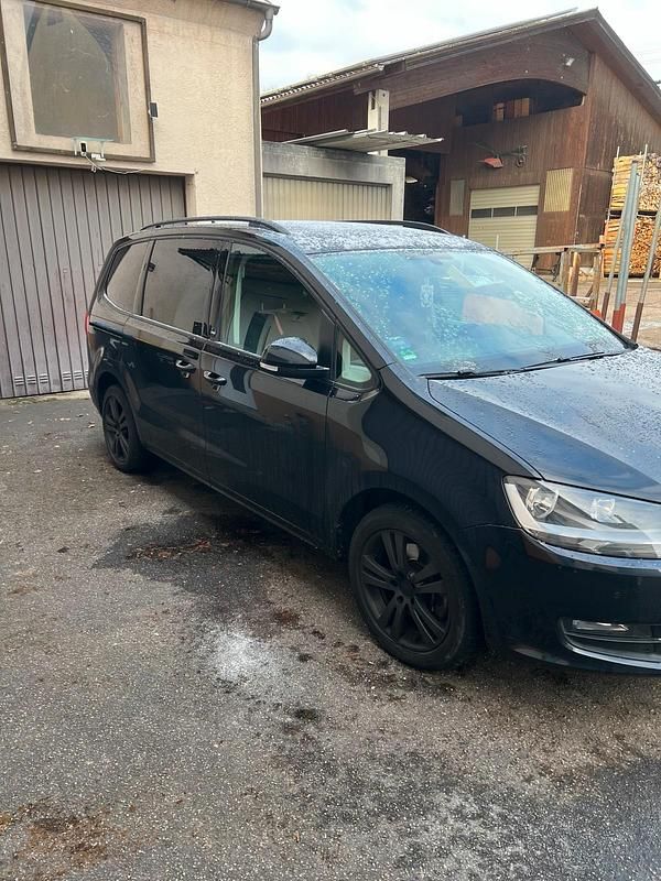Gebraucht VW Sharan 150 PS (110 kW) 2017 Schwarz Van / Kleinbus