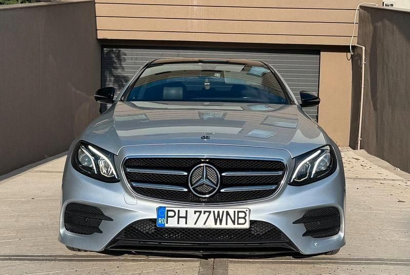 Grau Gebraucht 2019 Mercedes E200 Limousine | 23.000 € (Fairer Preis) - Bild 1/4