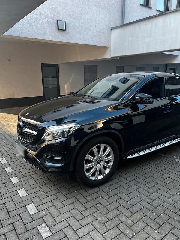 Gebraucht Mercedes GLE350 258 PS (189 kW) 2017 Schwarz Coupé