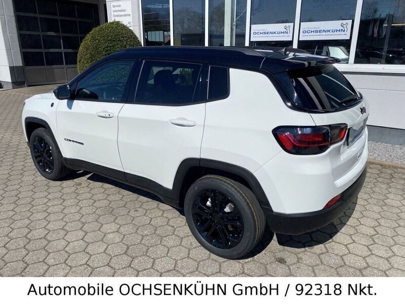 Neu Jeep Compass North 131 PS (96 kW) 2025 Weiss SUV