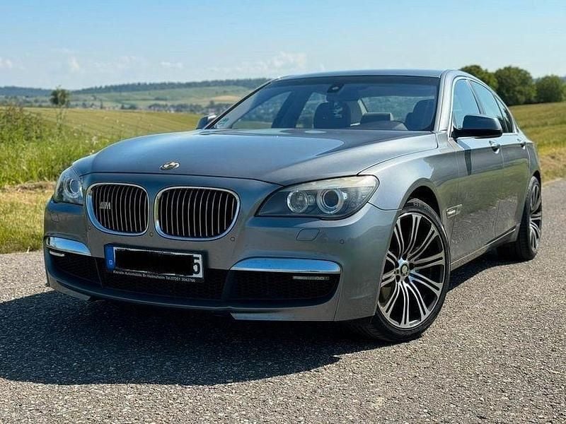 Second-hand BMW 730 245 CP (180 kW) 2008 Gri Berlinǎ