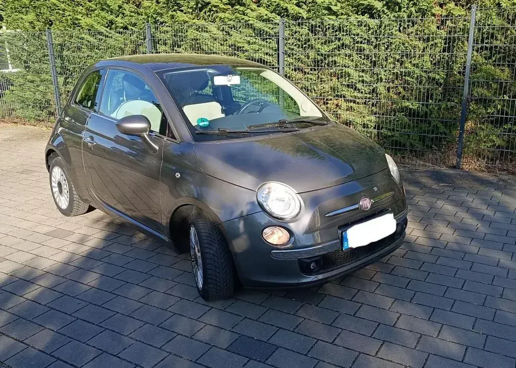 Gebraucht Fiat 500 Lounge 69 PS (50 kW) 2011 Grau Limousine