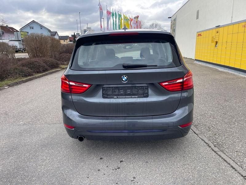 Gebraucht BMW 218 Sport Line 150 PS (110 kW) 2015 Grau Kombi