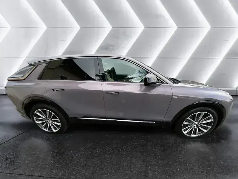 Gebraucht Cadillac LYRIQ 388 kW (528 PS) 2024 Grau SUV