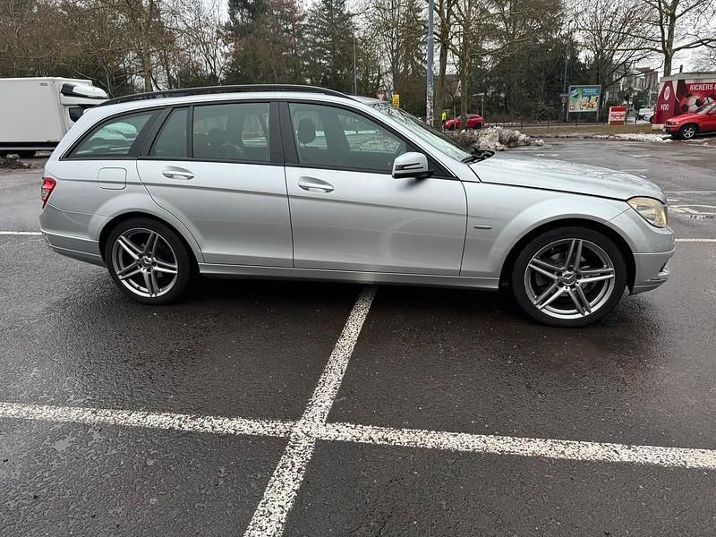 Gebraucht Mercedes 200 2010 Silber Kombi