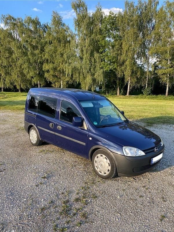 Blau Gebraucht 2009 Opel Combo Van / Kleinbus | 2.750 € (Guter Preis) - Bild 1/4