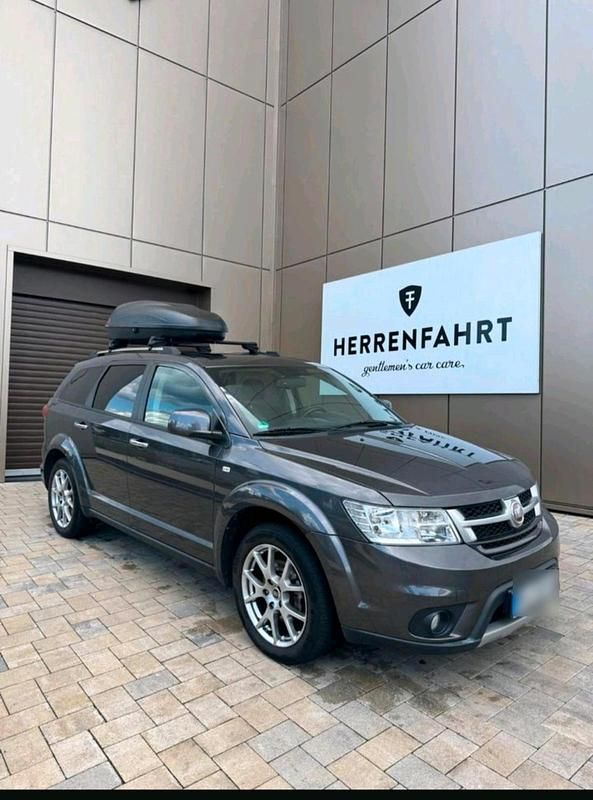 Gebraucht Fiat Freemont 170 PS (125 kW) 2015 Grau SUV