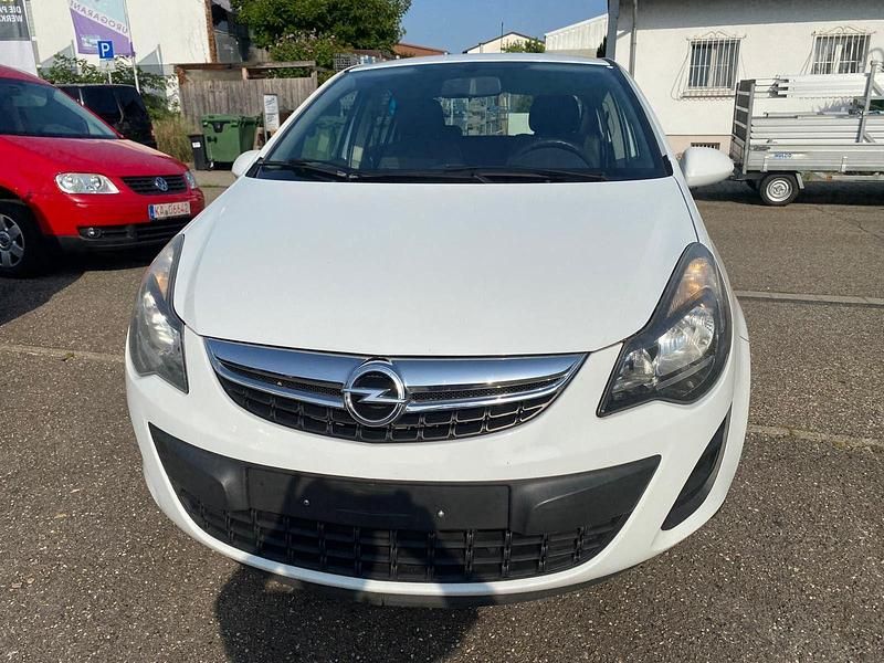 Weiß Gebraucht 2014 Opel Corsa Energy Kleinwagen | 2.390 € (Guter Preis) - Bild 1/4