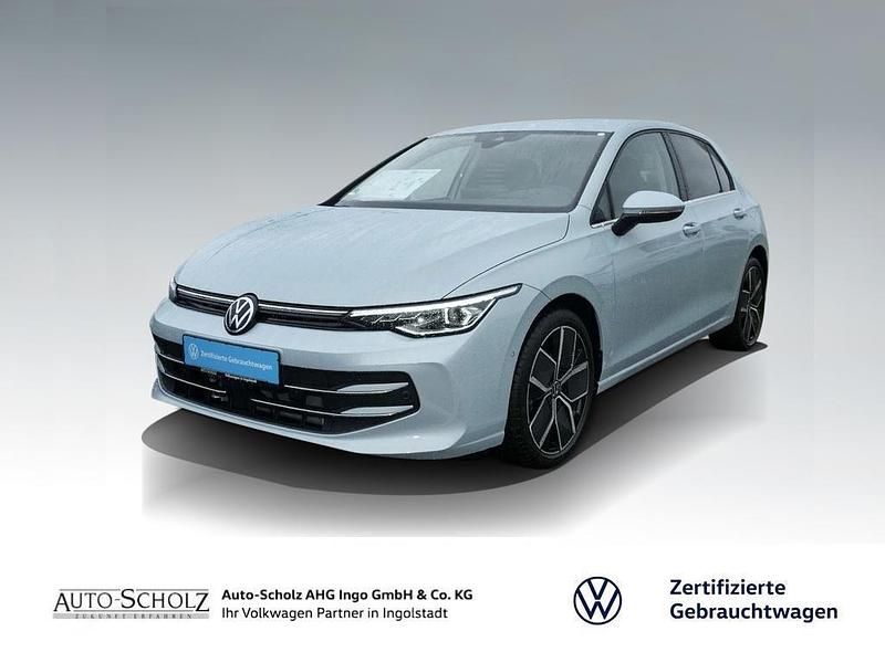 Blau Neu 2025 VW Golf VIII Style Limousine | 32.511 € (Etwas zu teuer) - Bild 1/4