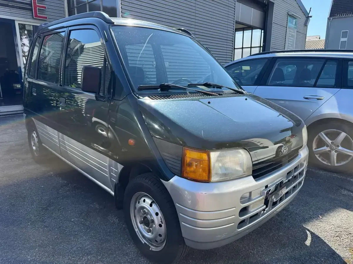 Gebraucht Daihatsu Trevis 72 PS (52 kW) 1997 Grün Kleinwagen