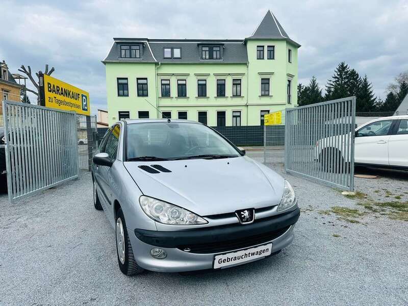 Silber Gebraucht 2000 Peugeot 206 Style Limousine | 999 € (Guter Preis) - Bild 1/4