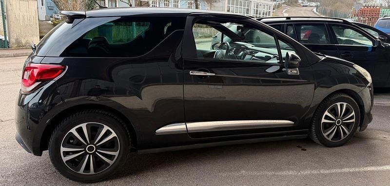 Gebraucht Citroën DS3 156 PS (114 kW) 2011 Schwarz Kleinwagen