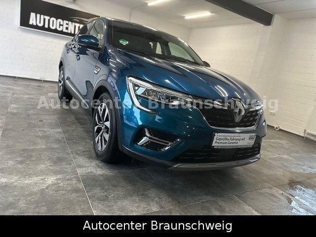 Grün Gebraucht 2021 Renault Arkana Zen SUV | 17.450 € (Superpreis) - Bild 1/4