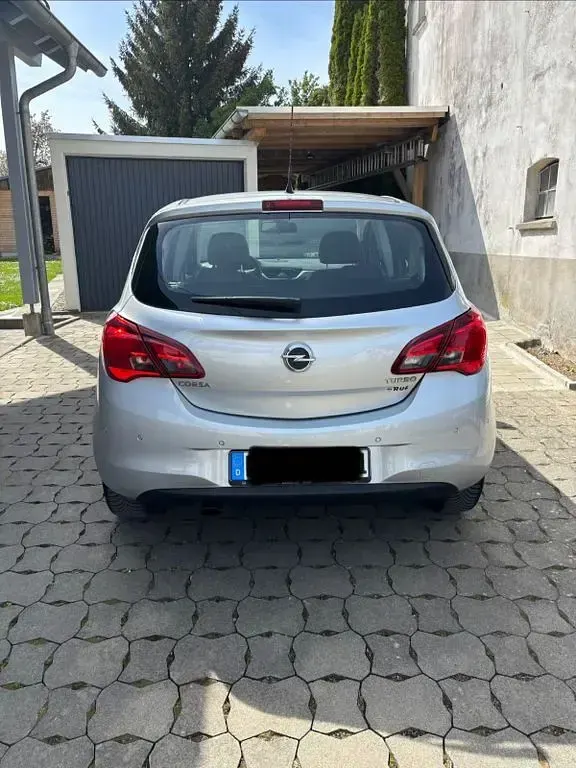 Usado Opel Corsa Innovation 101 HP (74 kW) 2015 Prateado Citadino