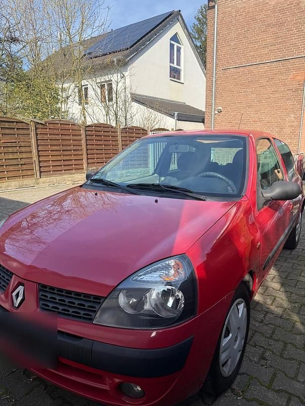 Gebraucht Renault Clio II 75 PS (55 kW) 2002 Rot Kleinwagen