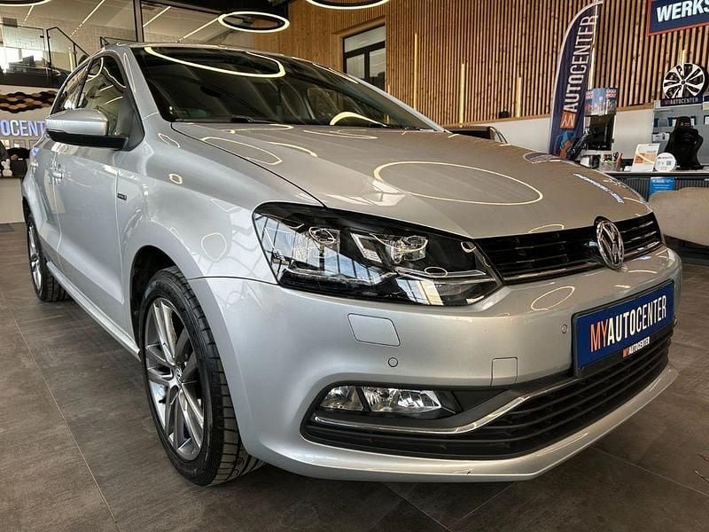 Gebraucht VW Polo LOUNGE 60 PS (44 kW) 2015 Silber Limousine