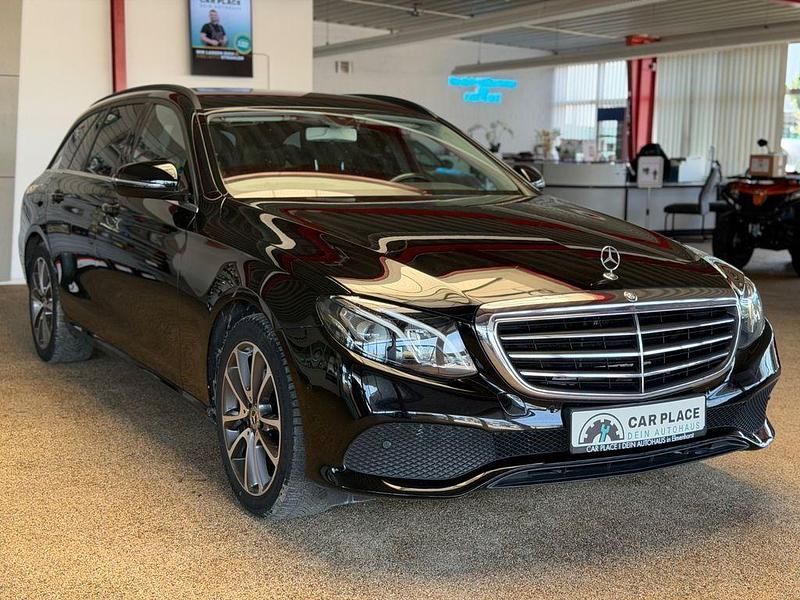 Gebraucht Mercedes E220 194 PS (142 kW) 2016 Schwarz Kombi