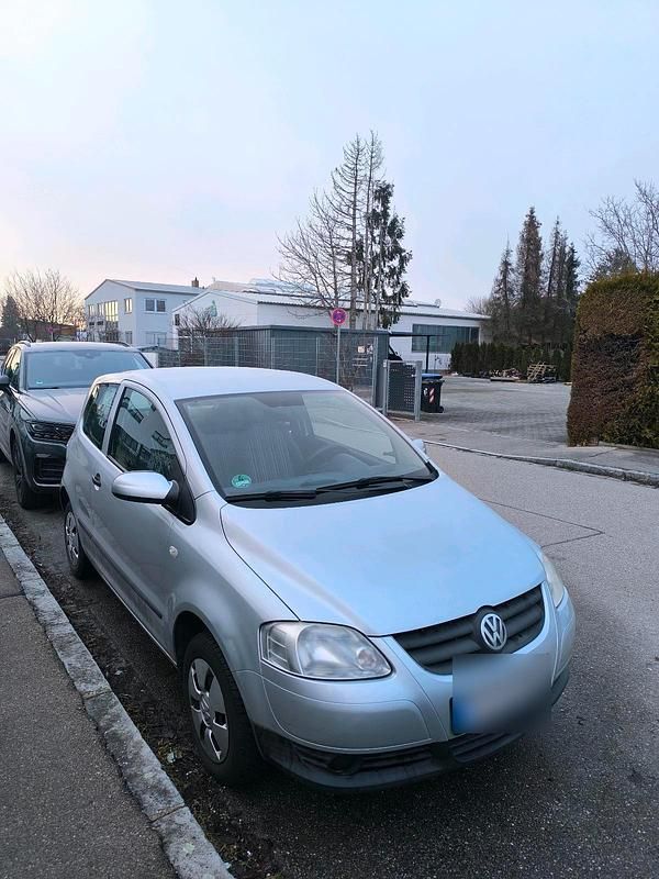 Gebraucht VW Fox 54 PS (39 kW) 2006 Grau Kleinwagen