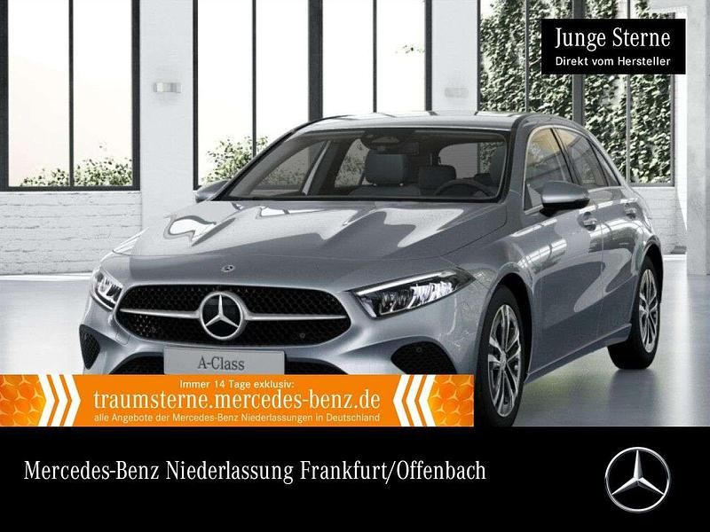 Silber Gebraucht 2024 Mercedes A180 Advanced Plus Limousine | 27.990 € (Guter Preis) - Bild 1/3